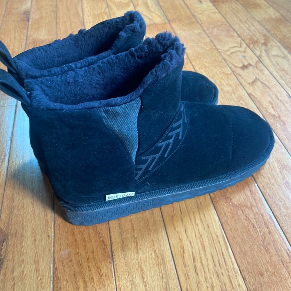 Muk Luks- Ankle Boots